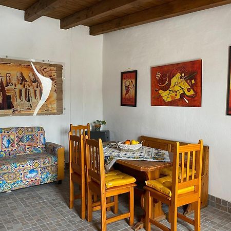 La Casina Di Gio Villa Carini Esterno foto